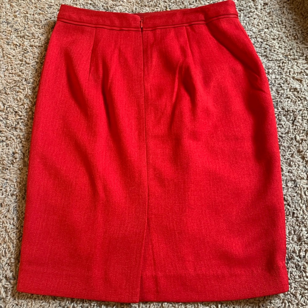 Women’s skirt